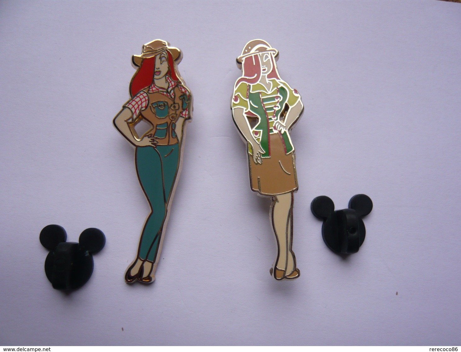 2 Big  Pin S DISNEY JESSICA  LE150 5,5  Cm  Bon Etat 2 Photos - Disney