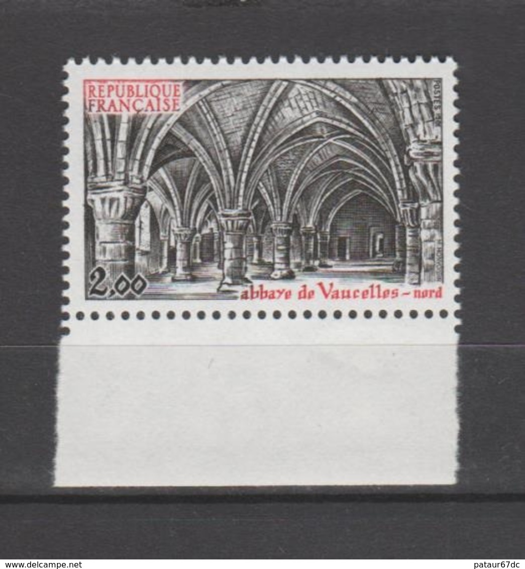 FRANCE / 1981 / Y&T N° 2160 ** : "Touristique" (Abbaye De Vaucelles - Nord) X 1 BdF Bas - Nuovi