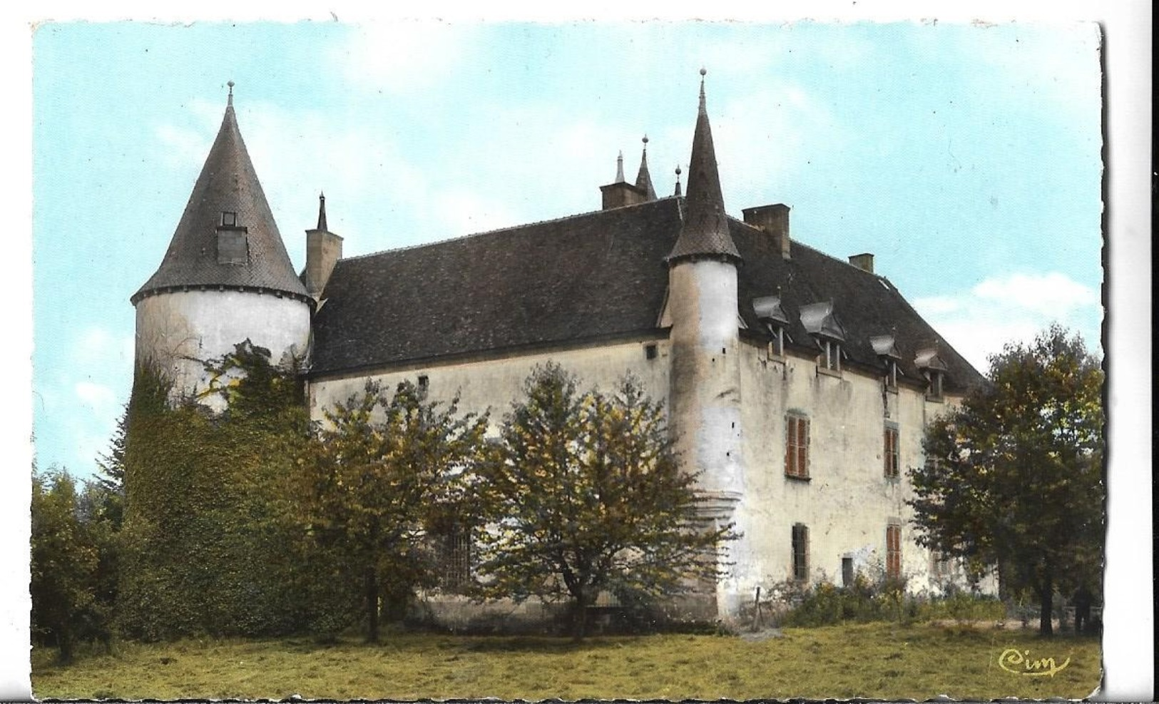 CPSM  Dentelée   Au  PF  De   CHAMPAGNAT  (23)  -  Château  De  Fournoux    //     TBE - Autres & Non Classés