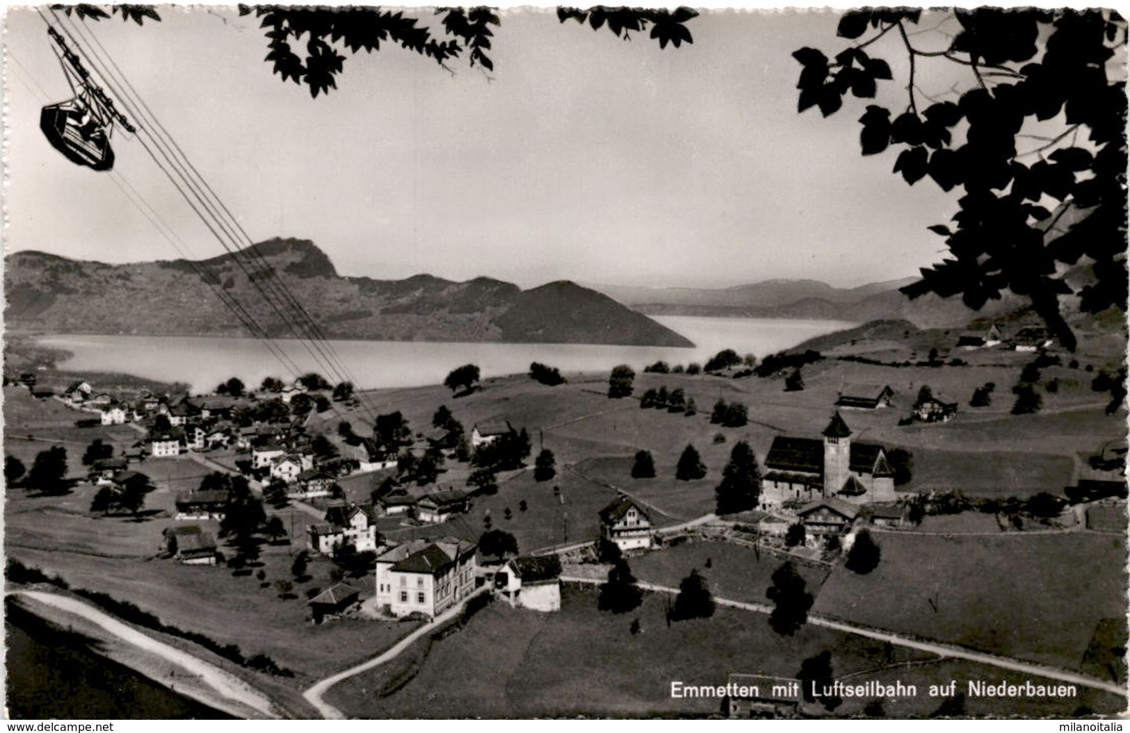 Emmetten Mit Luftseilbahn Auf Niederbauen (4452) * 24. 8. 1960 - Emmetten