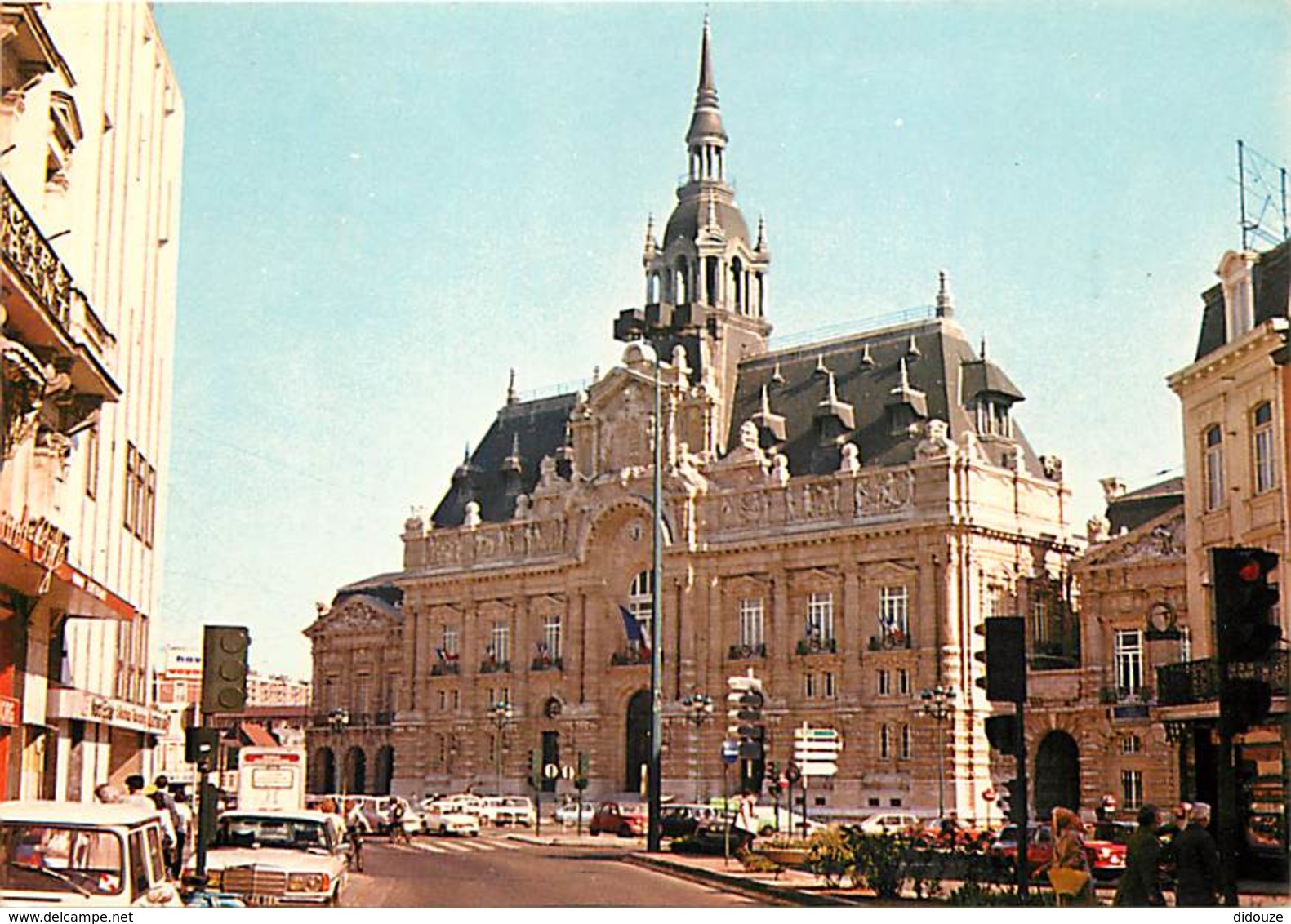 59 - Roubaix - L'Hôtel De Ville - Automobiles - Voir Scans Recto-Verso - Roubaix