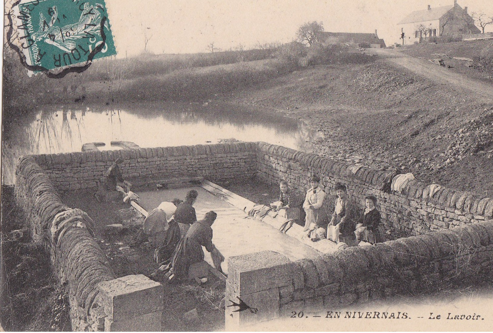 En Nivernais Nievre Le Lavoir - Autres & Non Classés