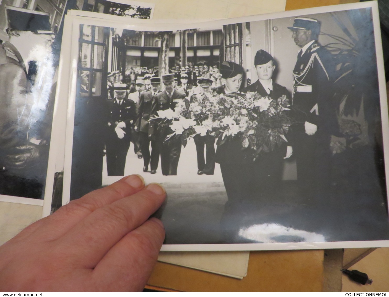 VRAIMENT A VOIR ET ETUDIER PLUSIEURS PHOTOS ET DOCUMENT SUR M.RABY,surement un heros de la guerre