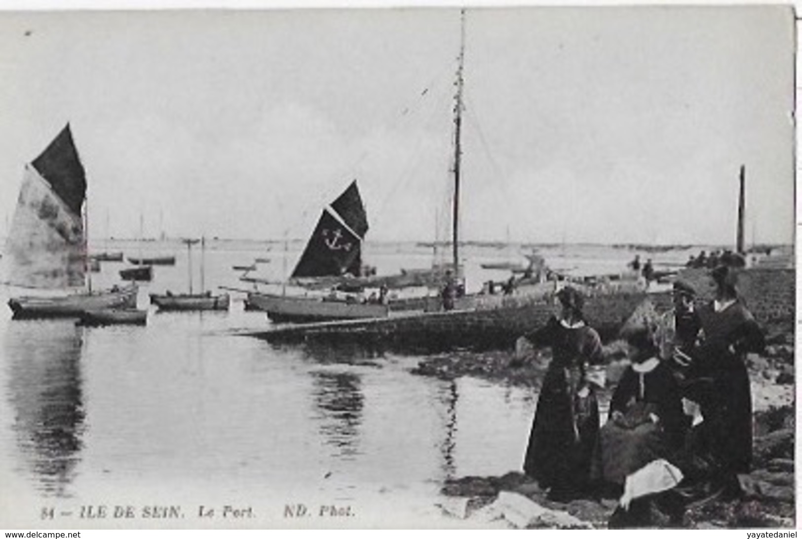 CPA De L ' ILE De SEIN - Le Port - Ile De Sein