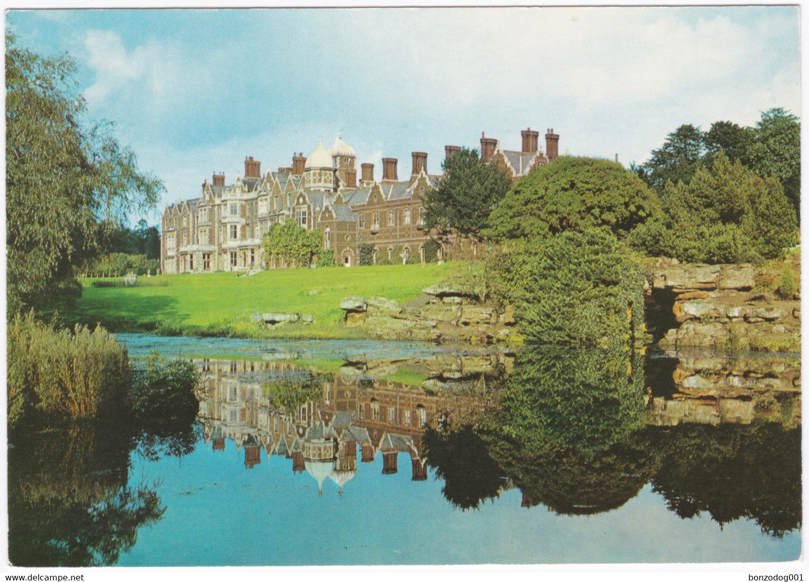 Sandringham House And Lake, Norfolk. Unposted - Autres & Non Classés