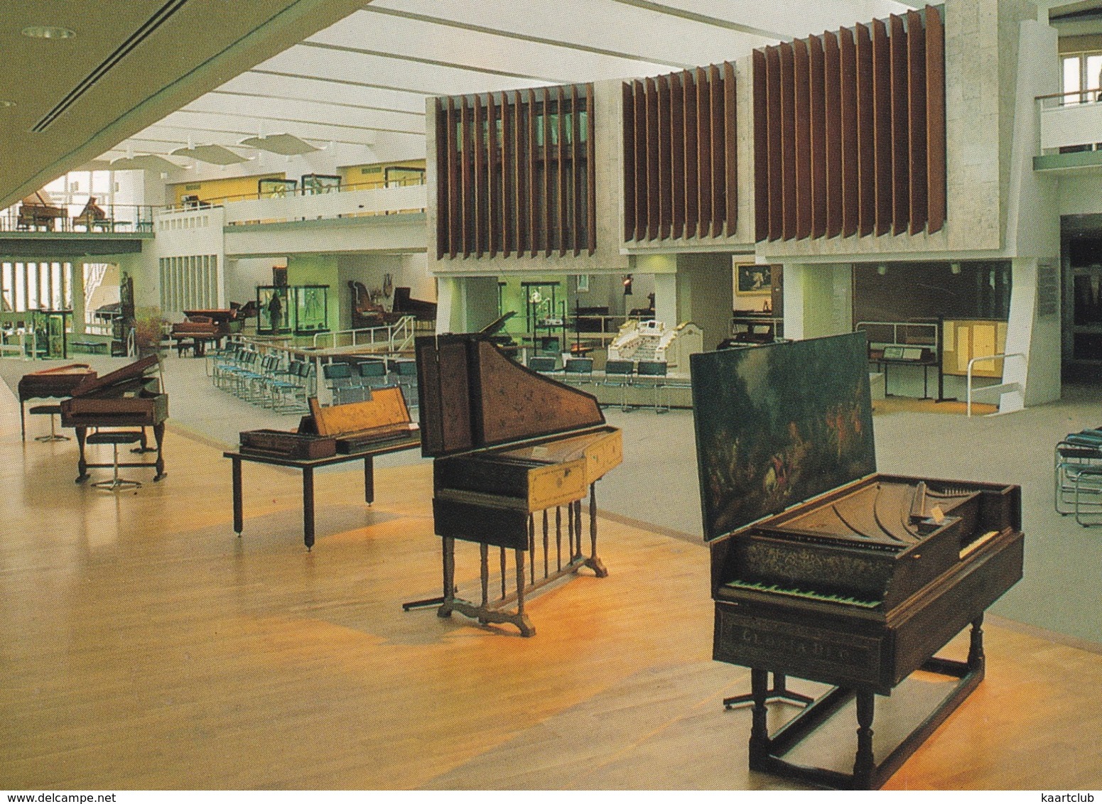 Berlin - Nordfenster Mit WURZLITZER ORGEL, 2 Cembali Von J. Und A. Ruckers - Musikinstrumenten Museum - Mitte