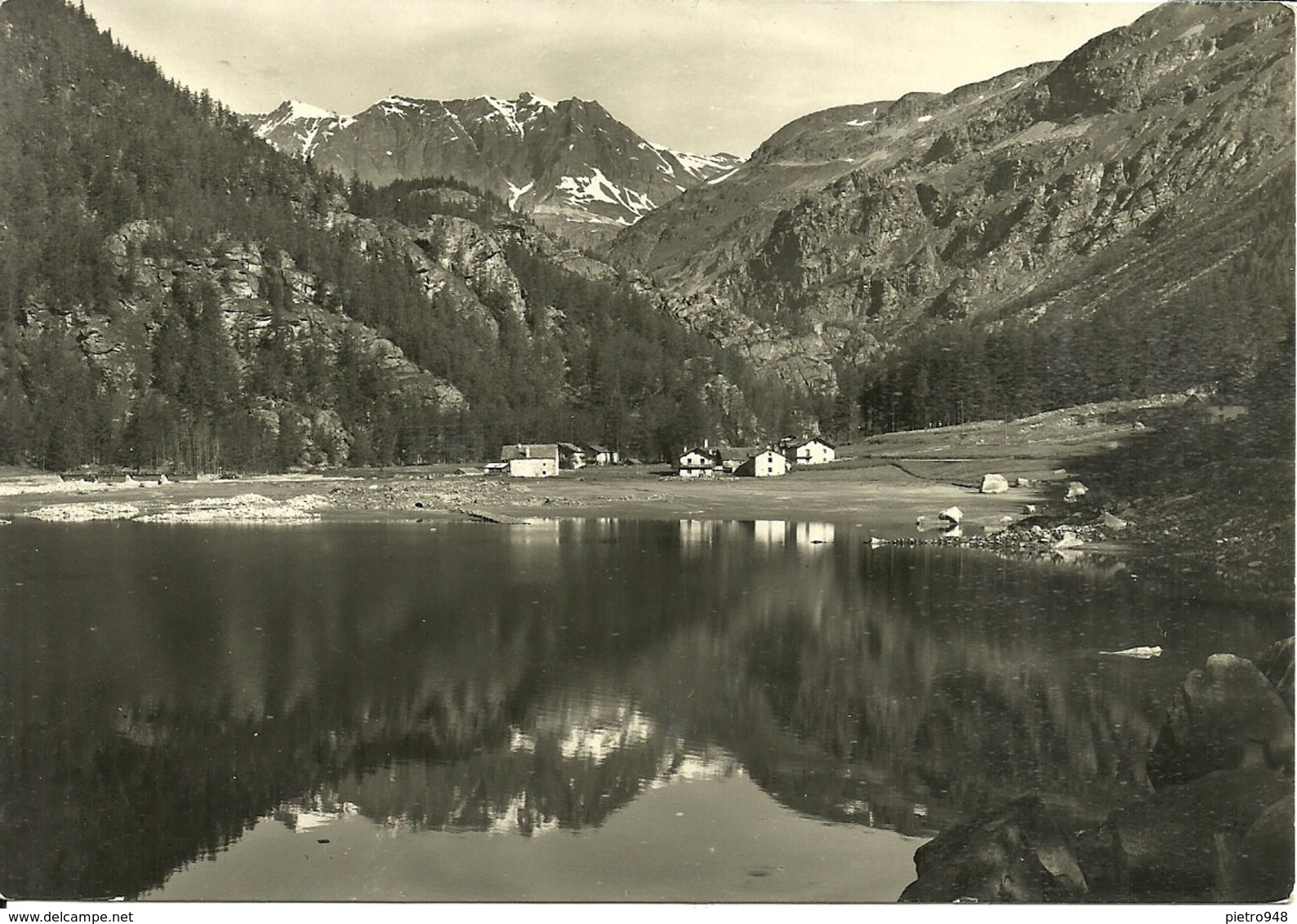 Paesaggio Alpino Con Le Montagne Che Si Specchiano Nel Lago - Altri & Non Classificati