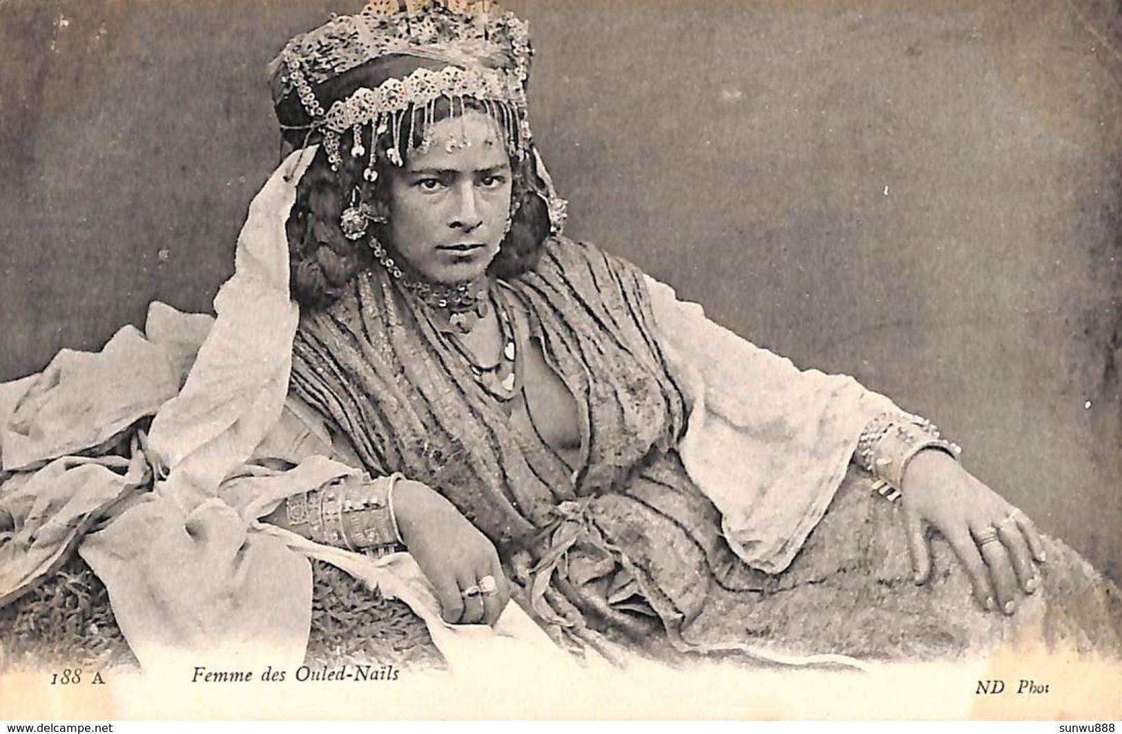 Femme Des Ouled-Naïls (animée) - Tunisia