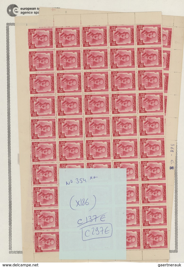 Afghanistan: 1930/1950 (ca): more then MNH 600 values in sheets and sheet parts, many different stam