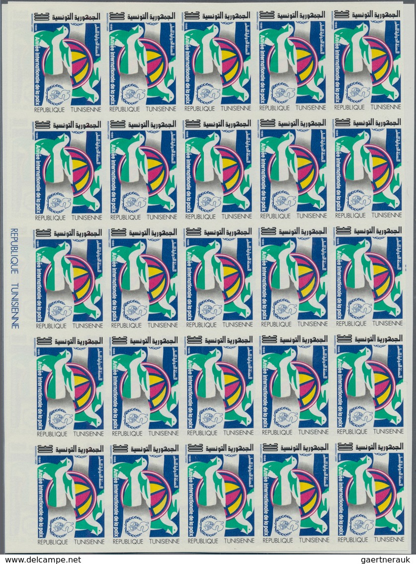 Thematik: Frieden / Peace: 1986, Tunisia. International Year Of Peace. Complete Issue (1 Value) In 2 - Ohne Zuordnung