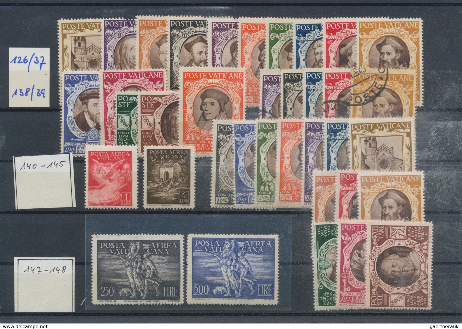Vatikan: 1929-83 Ca., Lagerbestand Auf C5-Steckkarten Prall Im Karton, Weitgehend Postfrisch Mit Seh - Collections