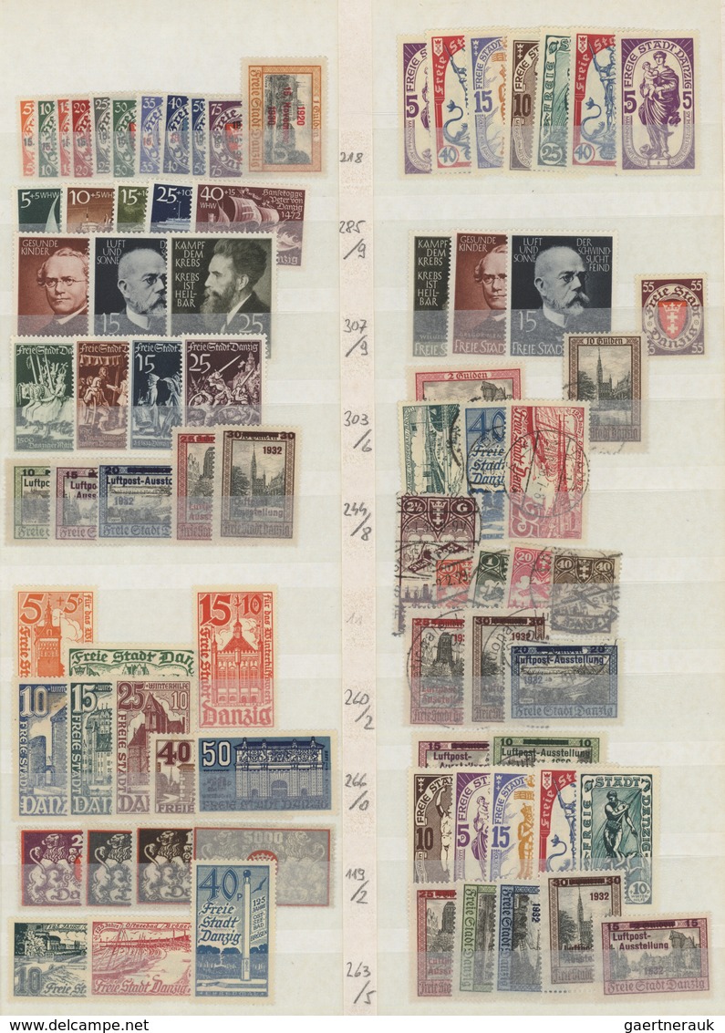 Danzig: 1920/1939, Sauber Sortierter Sammlungsposten Auf Steckseiten, Dabei U.a. MiNr. 220/30, 231/3 - Sonstige & Ohne Zuordnung