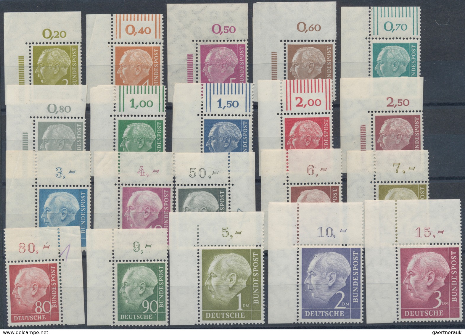 Bundesrepublik Deutschland: 1954/1959, Postfrische Spezialpartie Heuss, Dabei Zwei Serien MiNr. 177/ - Collections