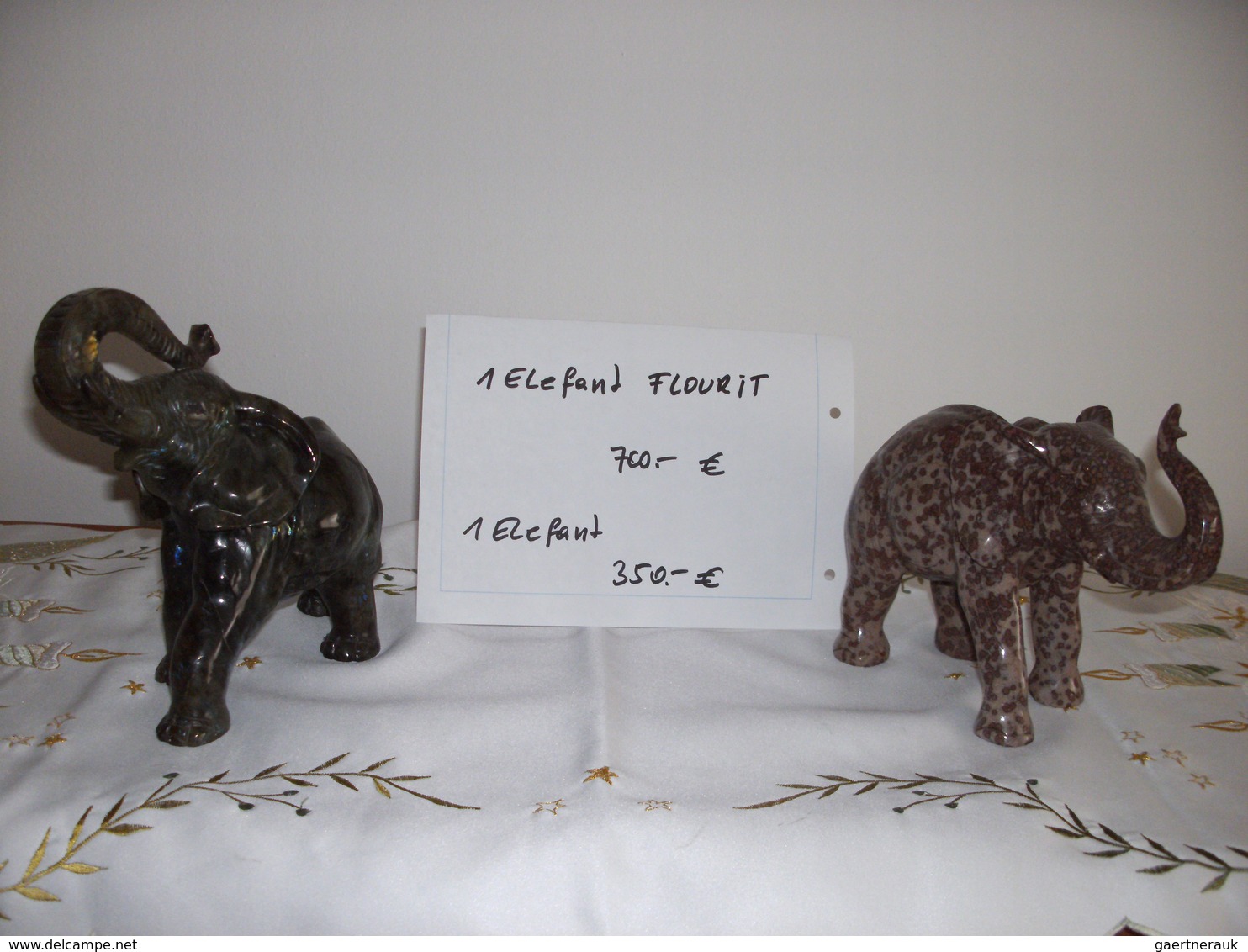 Varia (im Briefmarkenkatalog): EDELSTEIN-ELEFANTEN: unglaubliche Sammlung von 122 herrlichen Elefant