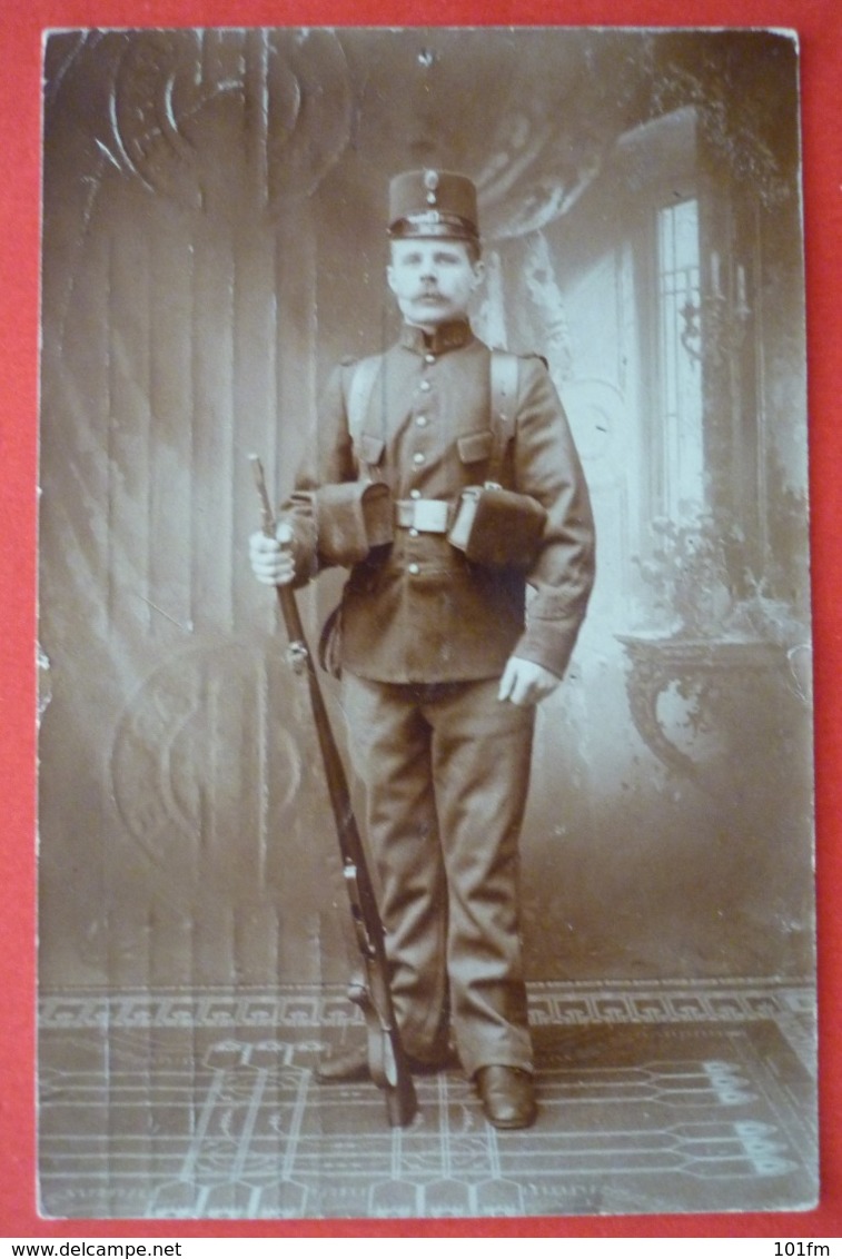 NETHERLANDS SOLDIER IN UNIFORM -  M. KRAMER PHOTOGRAAF ARNHEM - Uniformes