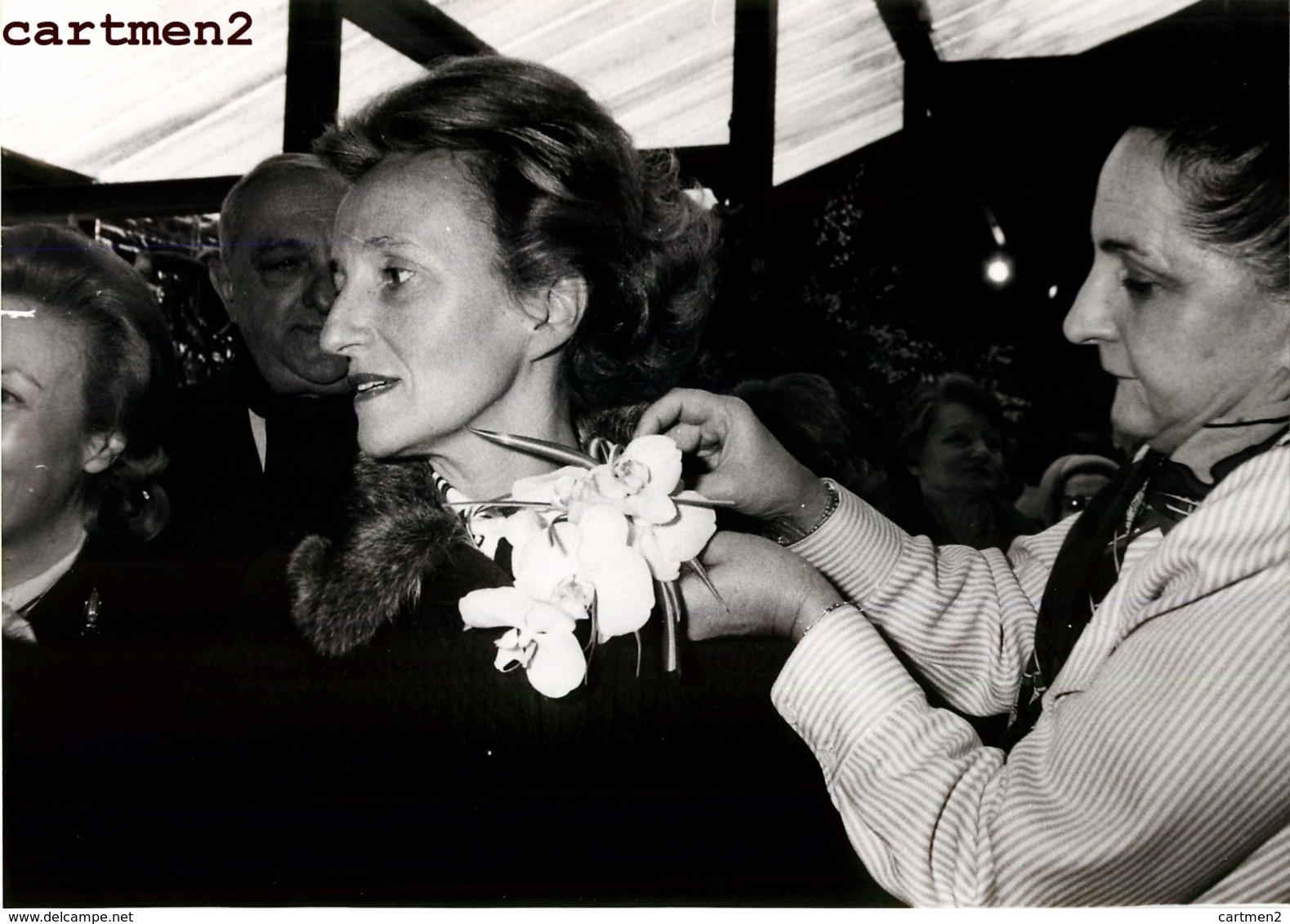 GRANDE PHOTOGRAPHIE BERNADETTE CHIRAC PARC FLORAL DE VINCENNES PRESIDENT FRANCAIS PREMIER MINISTRE - Personalidades Famosas