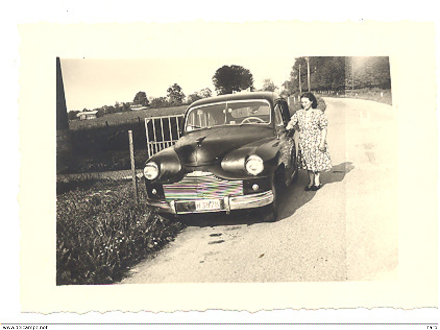 Photo (6 X 9 Cm ) D'une Automobile " VANGUARD Standard " TILFF 1957 - Voiture, Auto, Oldtimer,...(b261) - Automobiles