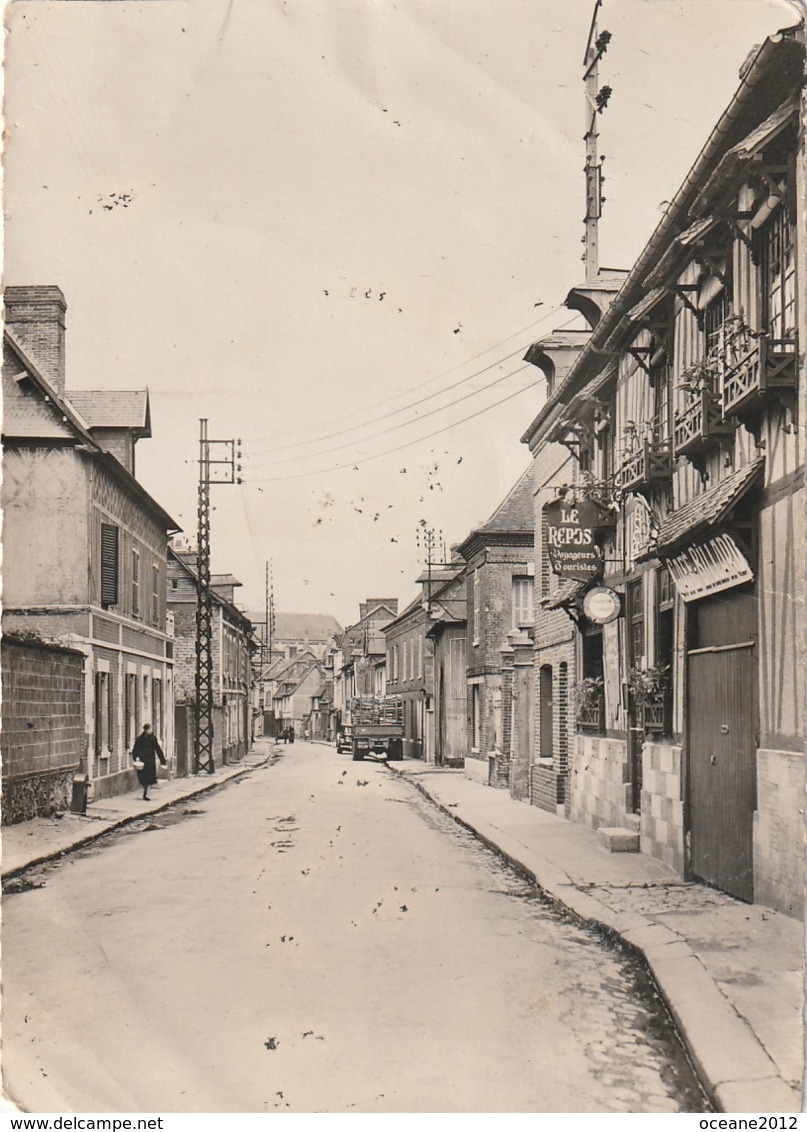 27 Le Neubourg. Rue De Conches - Le Neubourg