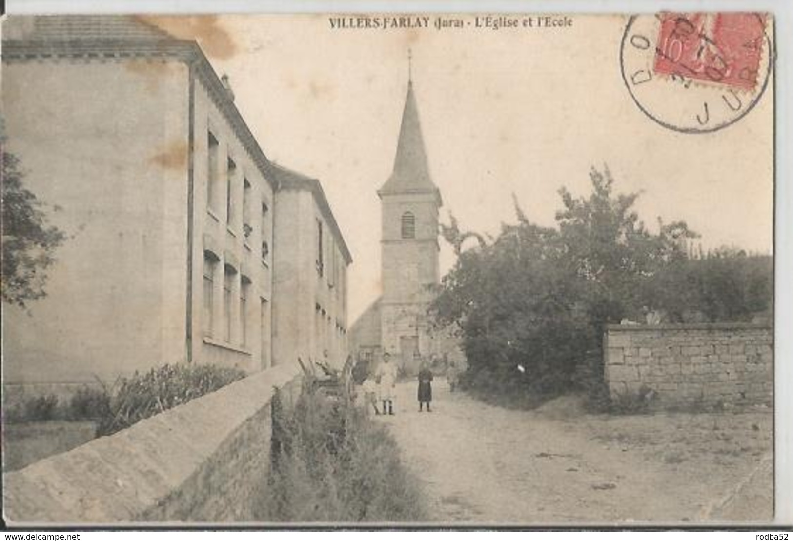 CPA - 39 - Jura - Villers Farlay - église Et école - Villers Farlay