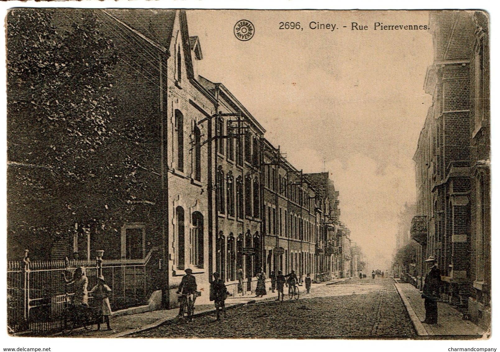 Ciney - Rue Pierrevennes - Edit. G. Hermans N° 2696 - Circulée 1925 - 2 Scans - Ciney