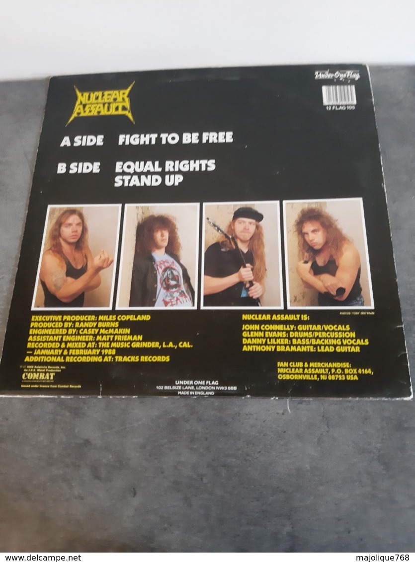 Nuclear Assault - Fight To Be Free - Under One Flag 12 Flag 105 - 1988 - Hard Rock & Metal