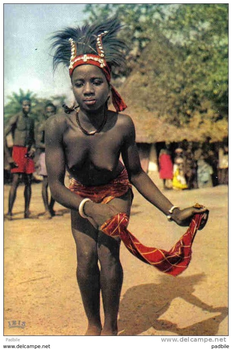 Carte Postale  Afrique En Couleurs Jeune Fille Nue La Dance Au Mouchoir Hoa-Qui N° 3217  BT3 - Non Classés