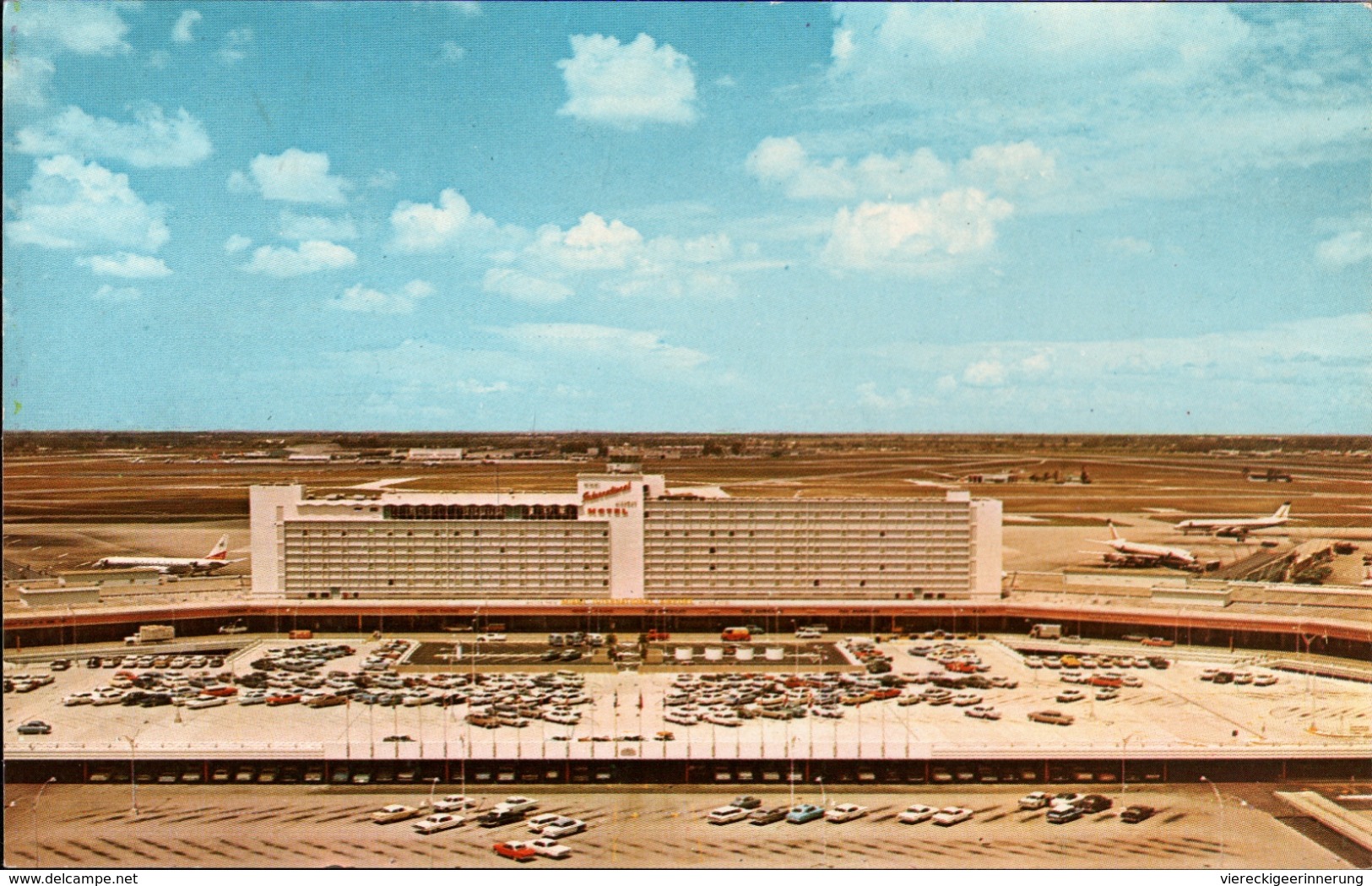 ! Modern Postcard, Miami International Airport, Aerodrome, Flughafen, Florida - Aerodrome