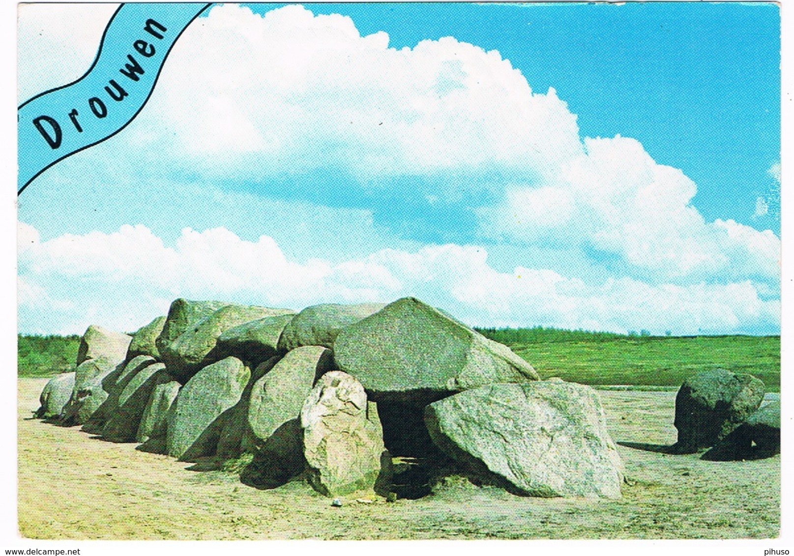 HUN-28   DOLMEN At DROUWEN ( Hunebed ) - Dolmen & Menhirs