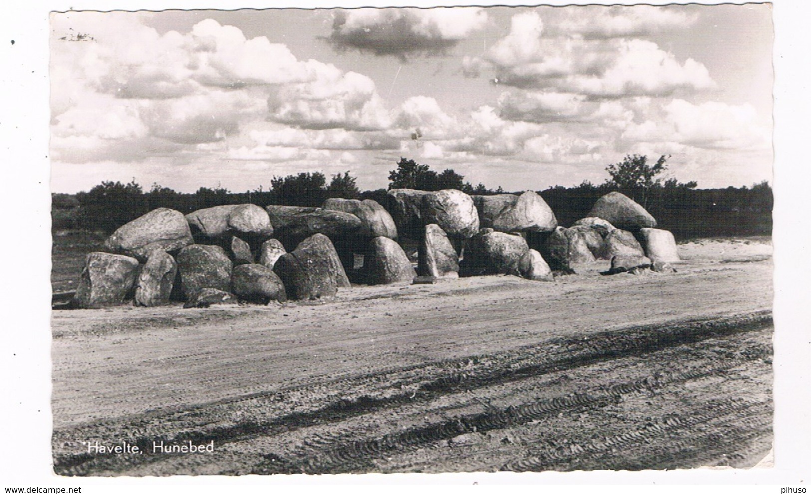 HUN-32   DOLMEN At HAVELTE ( Hunebed ) - Dolmen & Menhirs