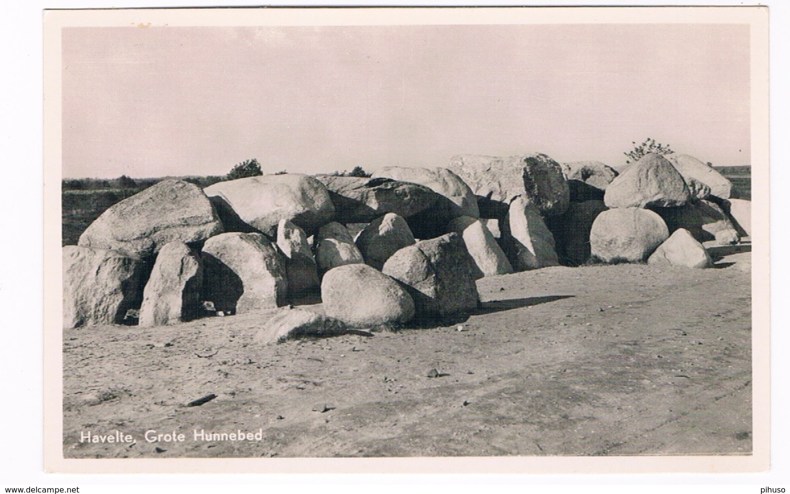 HUN-33   DOLMEN At HAVELTE ( Hunebed ) - Dolmen & Menhirs