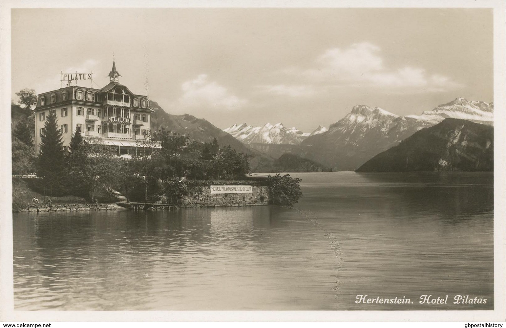 SCHWEIZ HERTENSTEIN (Gemeinde Weggis), Ca. 1920, Ungebr. S/w RP AK "Hertenstein. Hotel Pilatus." (Kunstverlag E. Goetz, - Weggis