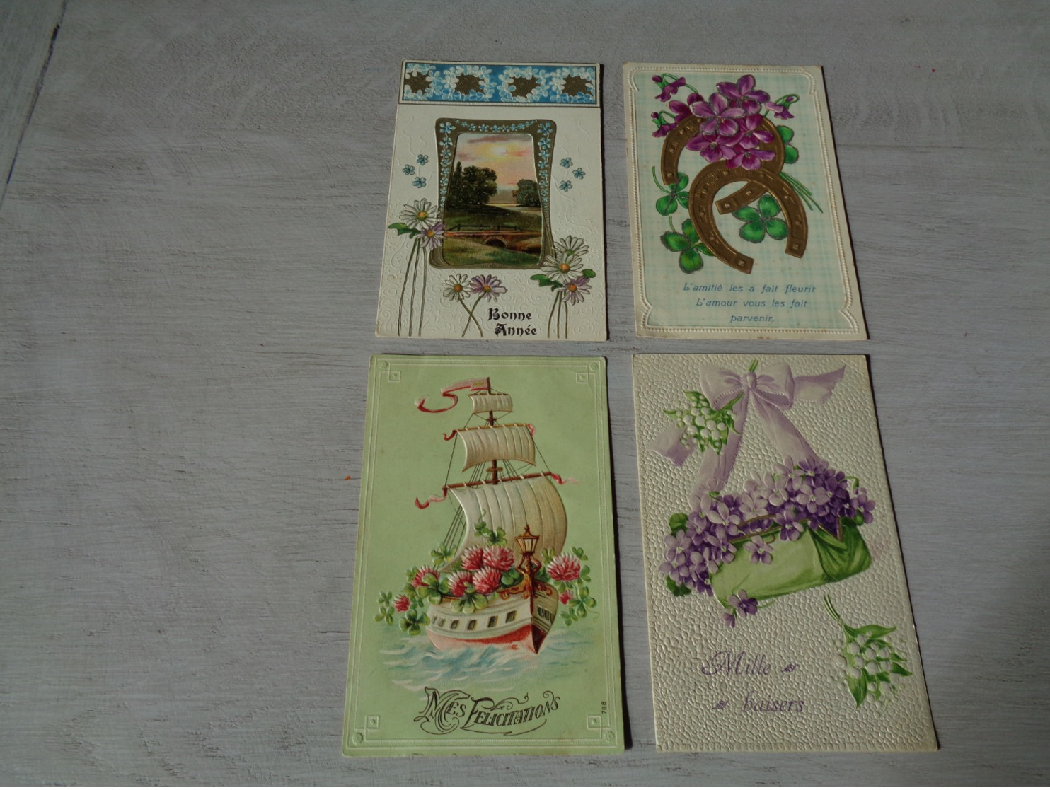 Beau lot de 60 cartes postales de fantaisie gaufrées  gaufrée       Mooi lot van 60 postkaarten van fantasie reliëf