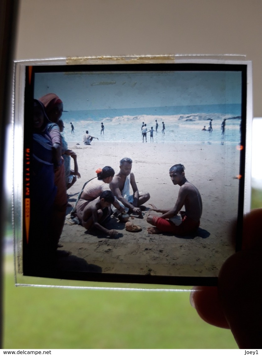 Ekta Original Du Photographe Jean Louis Nou,prix Niepce 1975,spécialiste De L Inde - Diapositivas