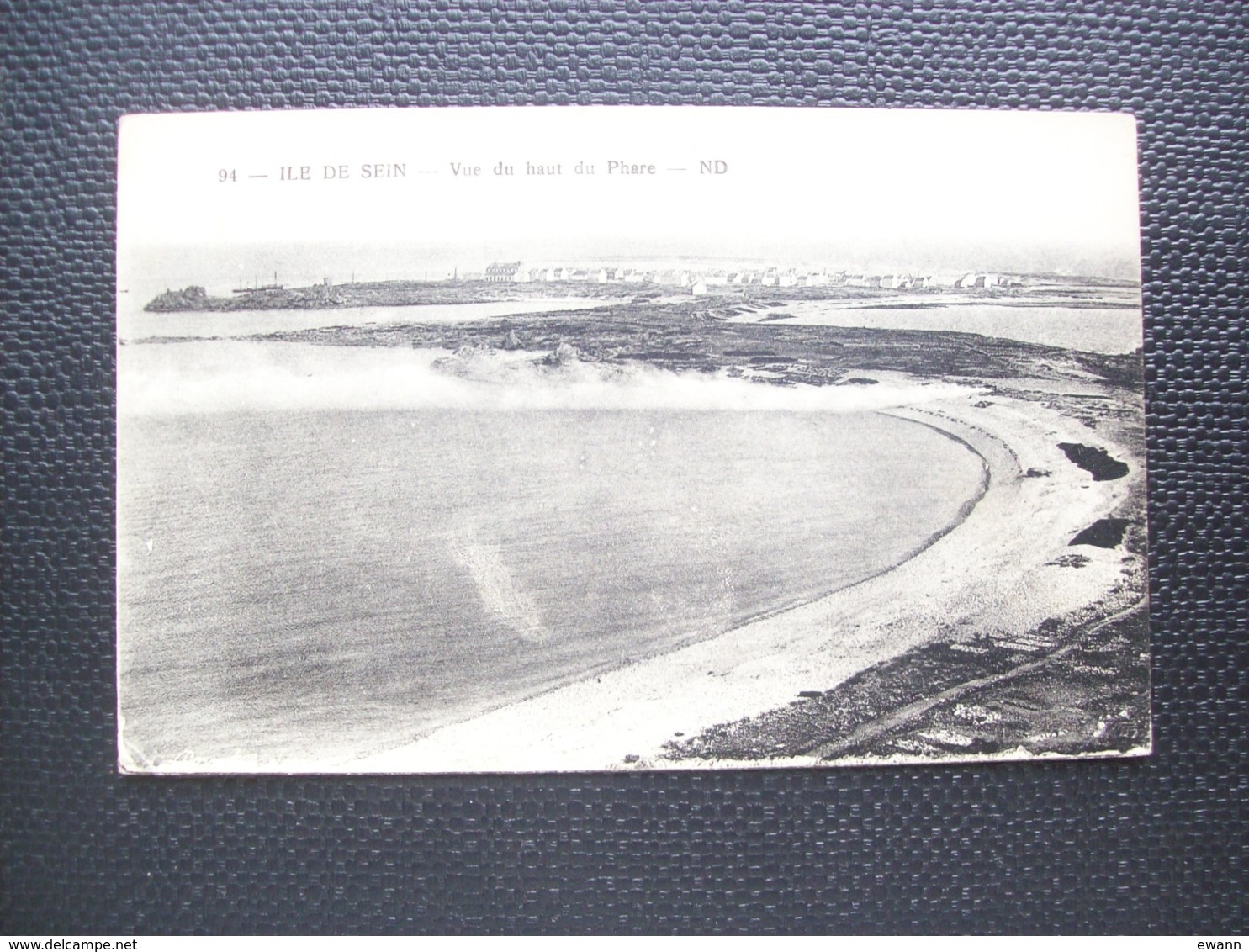 Carte Postale Ancienne De L'Ile De Sein - Vue Du Haut Du Phare - Ile De Sein