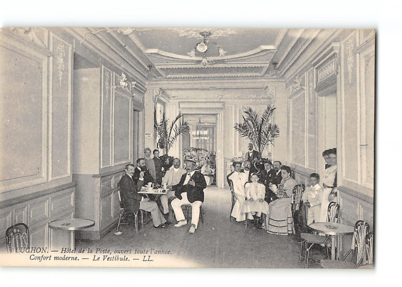 CPA 31 Luchon Hotel De La Poste Le Vestibule - Luchon