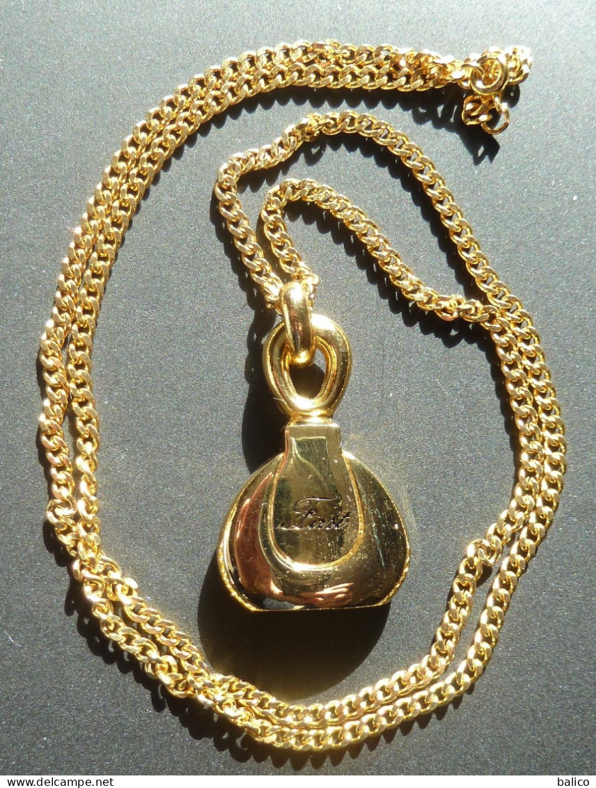 Pendentif, First - VAN CLEEF & ARPELS - Non Classés