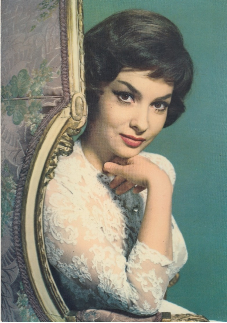 ATTRICE CINEMATOGRAFICA ITALIANA  "GINA LOLLOBRIGIDA" - Artisti