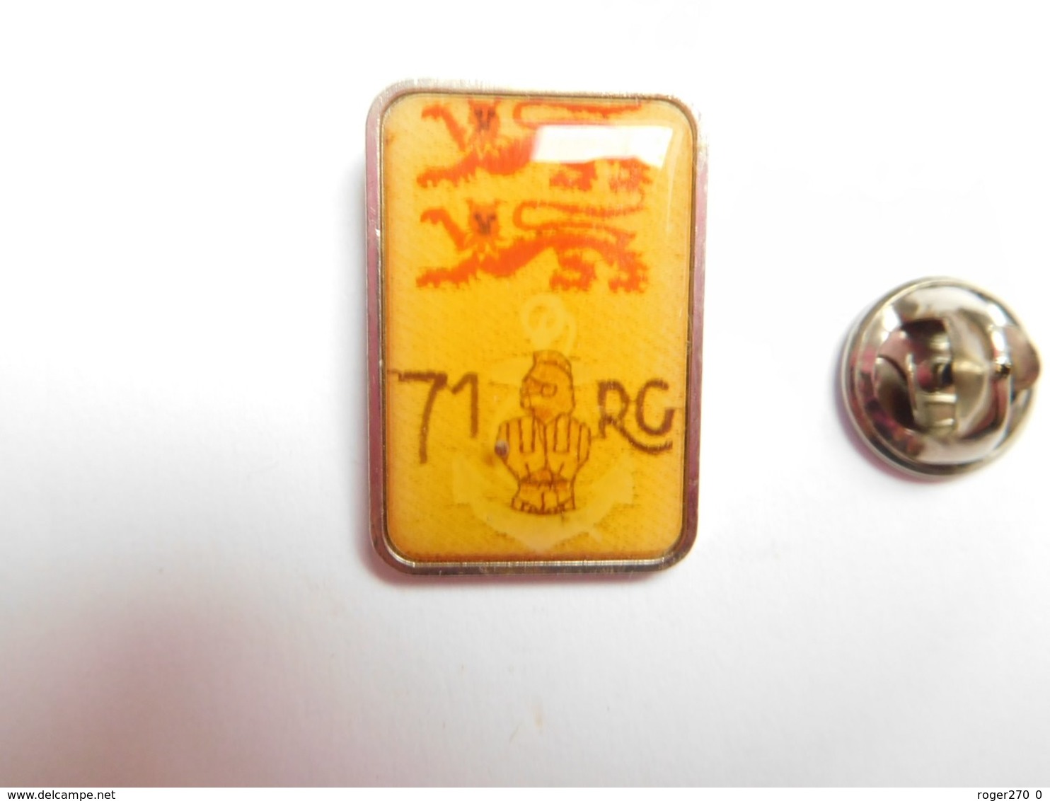 Beau Pin's , Armée Militaire , 71e RG , Régiment De Génie , Oissel - Militaria