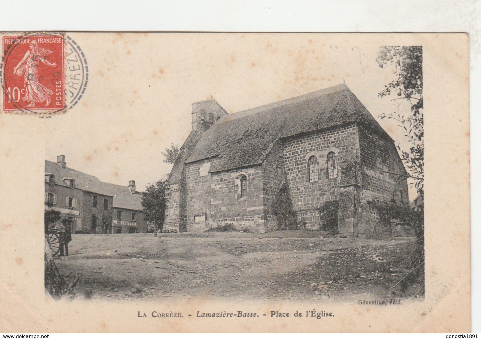 La Corrèze - LAMAZIERE-BASSE - Place De L'Eglise, Voyagé 1909, Petite Egrénure Au Verso - Autres & Non Classés