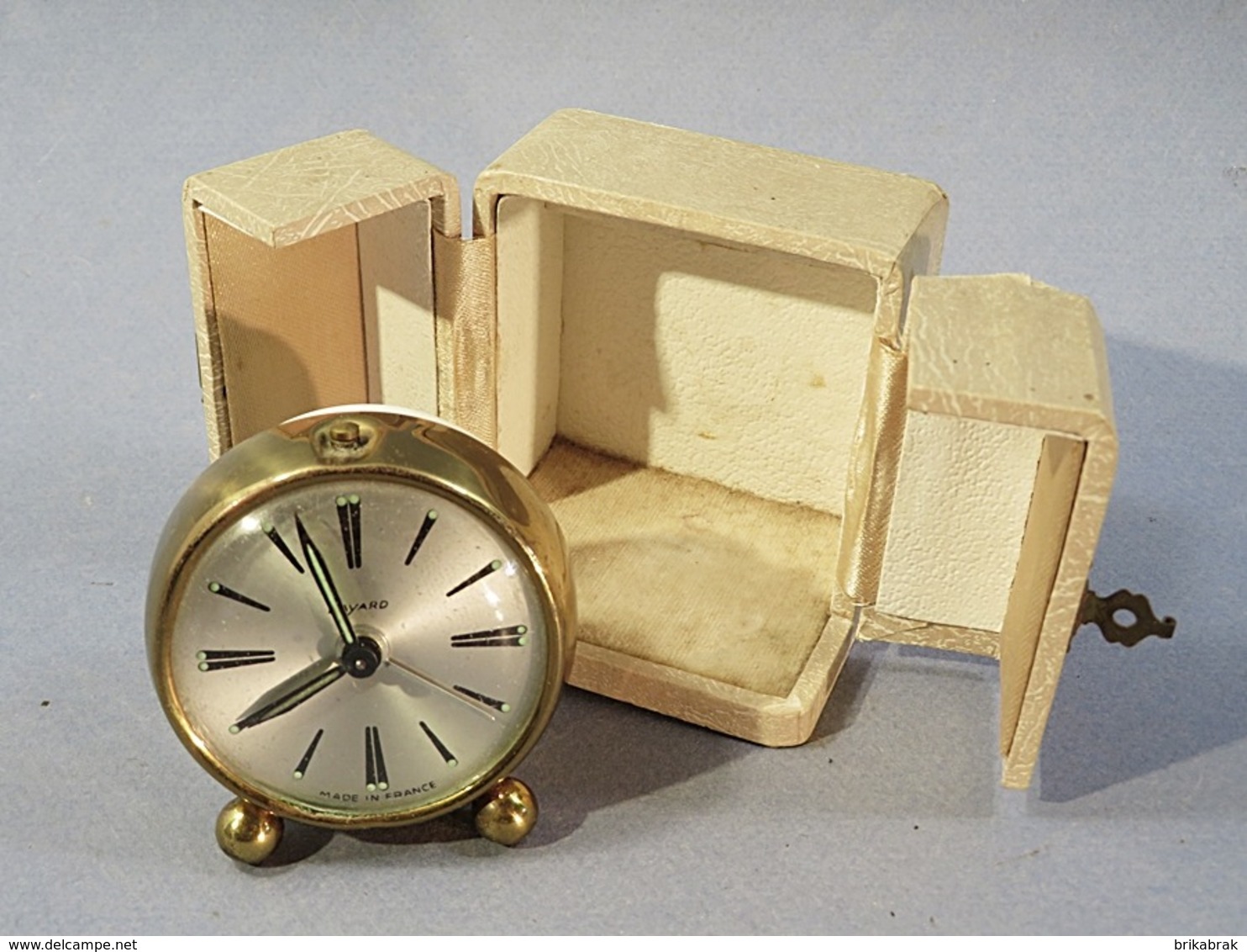 ° REVEIL BAYARD DANS SON COFFRET + Horlogerie - Alarm Clocks