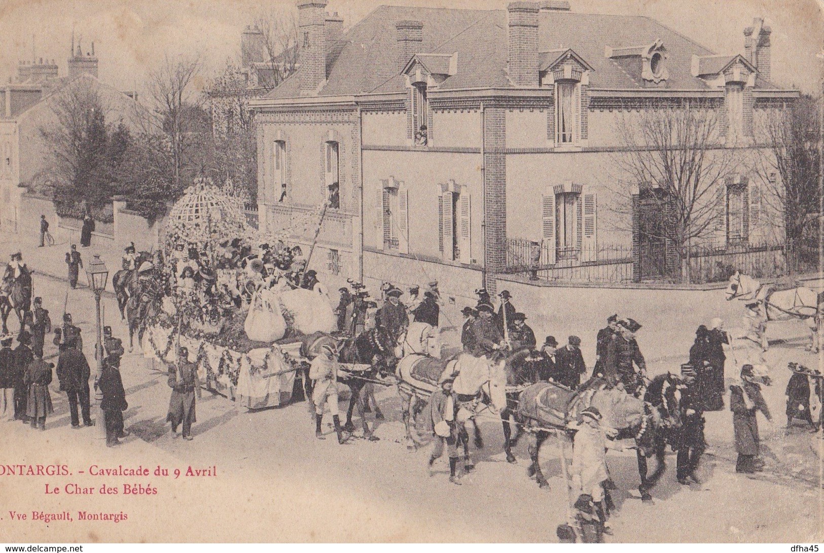 Montargis : Cavalcade Du 9 Avril - Le Char Des Bébés - Montargis