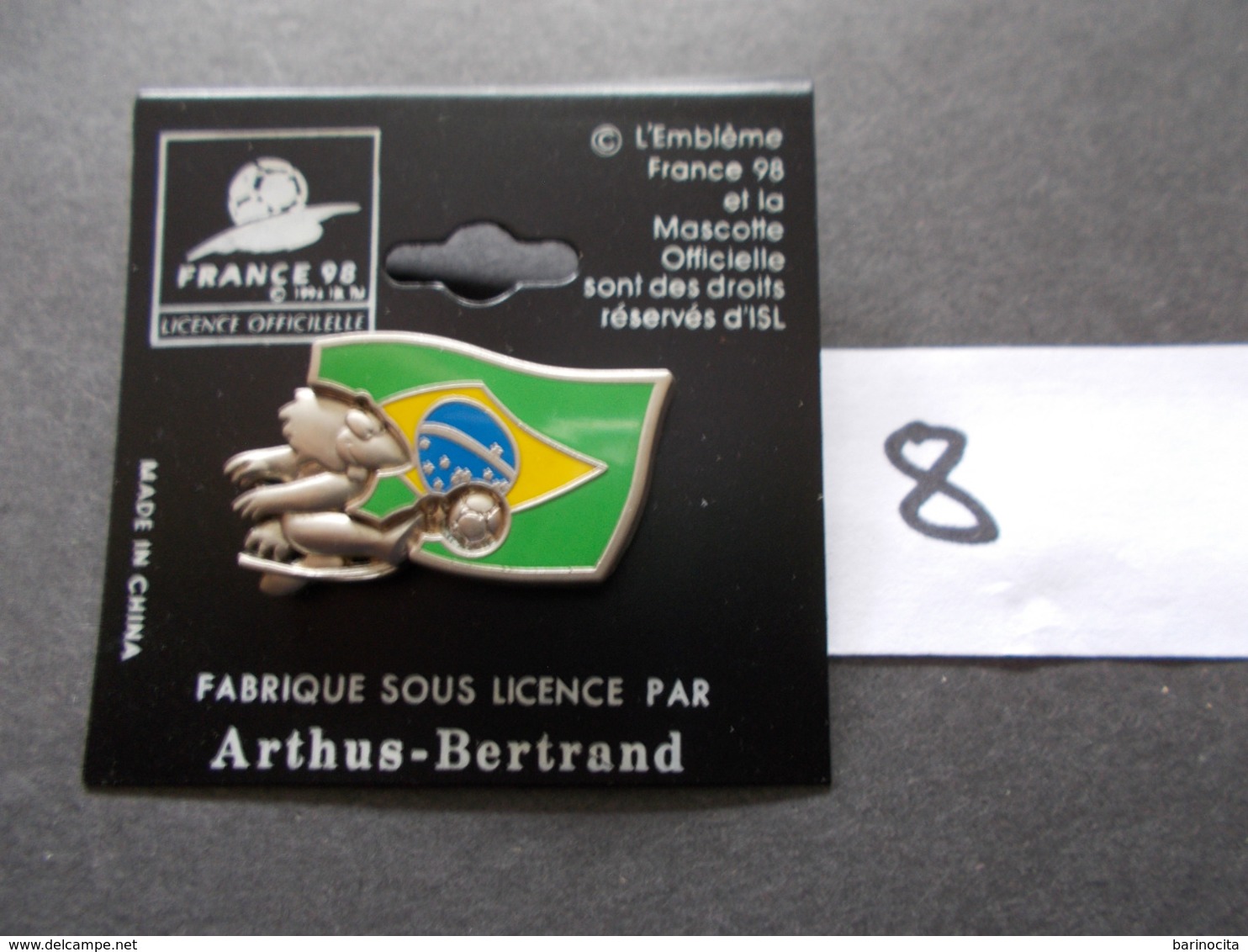 PIN'S - FOOTBALL - COUPE DU MONDE France 98 ARTHUS BERTRAND Mascotte  - Voir Photo ( 8 ) - Voetbal