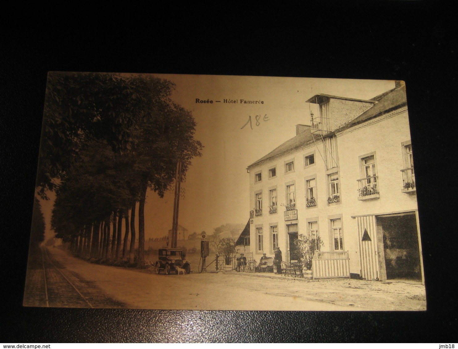 ROSEE  HOTEL FAMEREE - Florennes