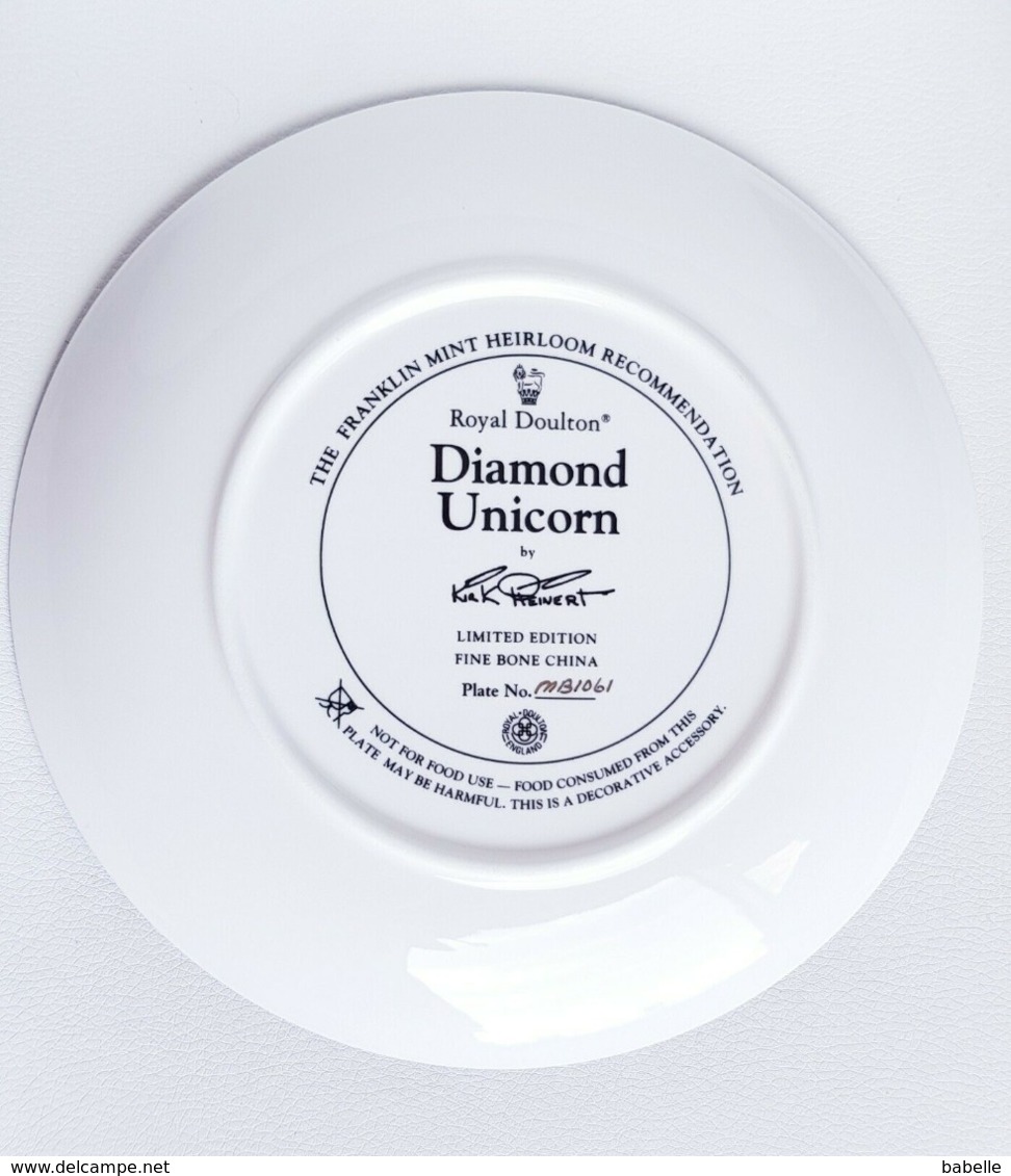 Assiette Porcelaine Fine " LICORNE - CHEVAL " Diamond Unicorn - Royal Doulton - - Art Populaire