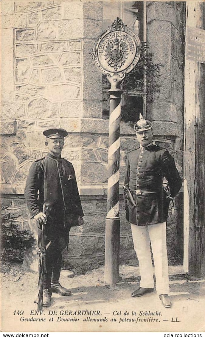 Thème:    Métier.  Douanier. Frontière Franco Allemande.Col De La Schlucht  Gendarmes Français Et Allemands (Voir Scan) - Police - Gendarmerie