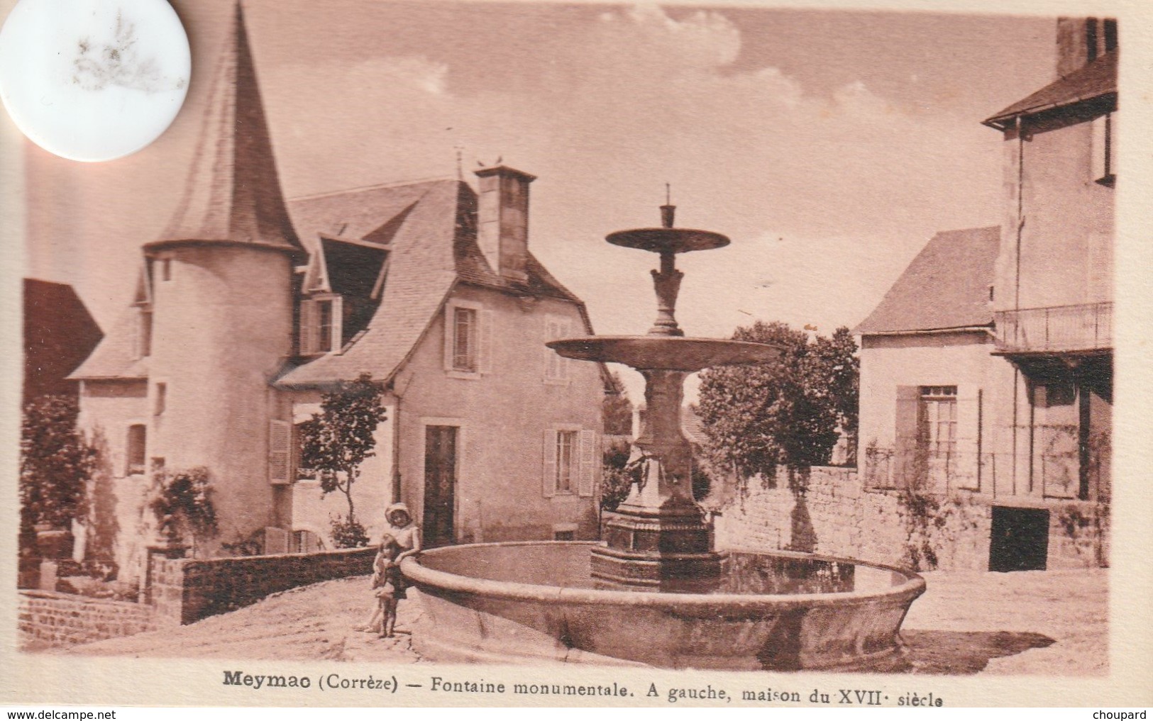 19 - Carte Postale Ancienne De MEYMAC  Fontaine Monumentale - Other & Unclassified