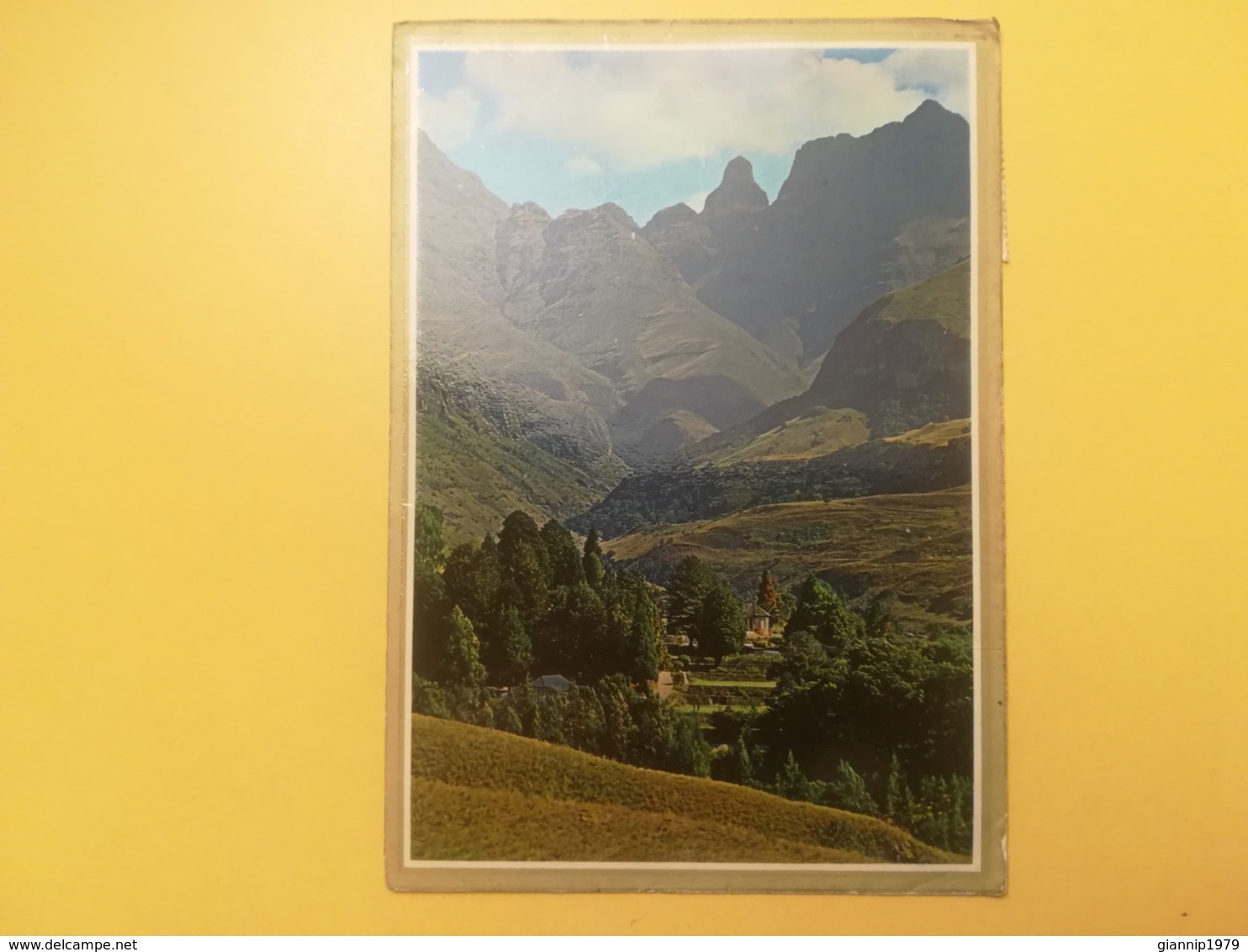 CARTOLINA POSTCARD SUD AFRICA SOUTH 1969 CATHEDRAL PEAK HOTEL BOLLO TRANSVAAL OBLITERE ANNULLO - Sud Africa