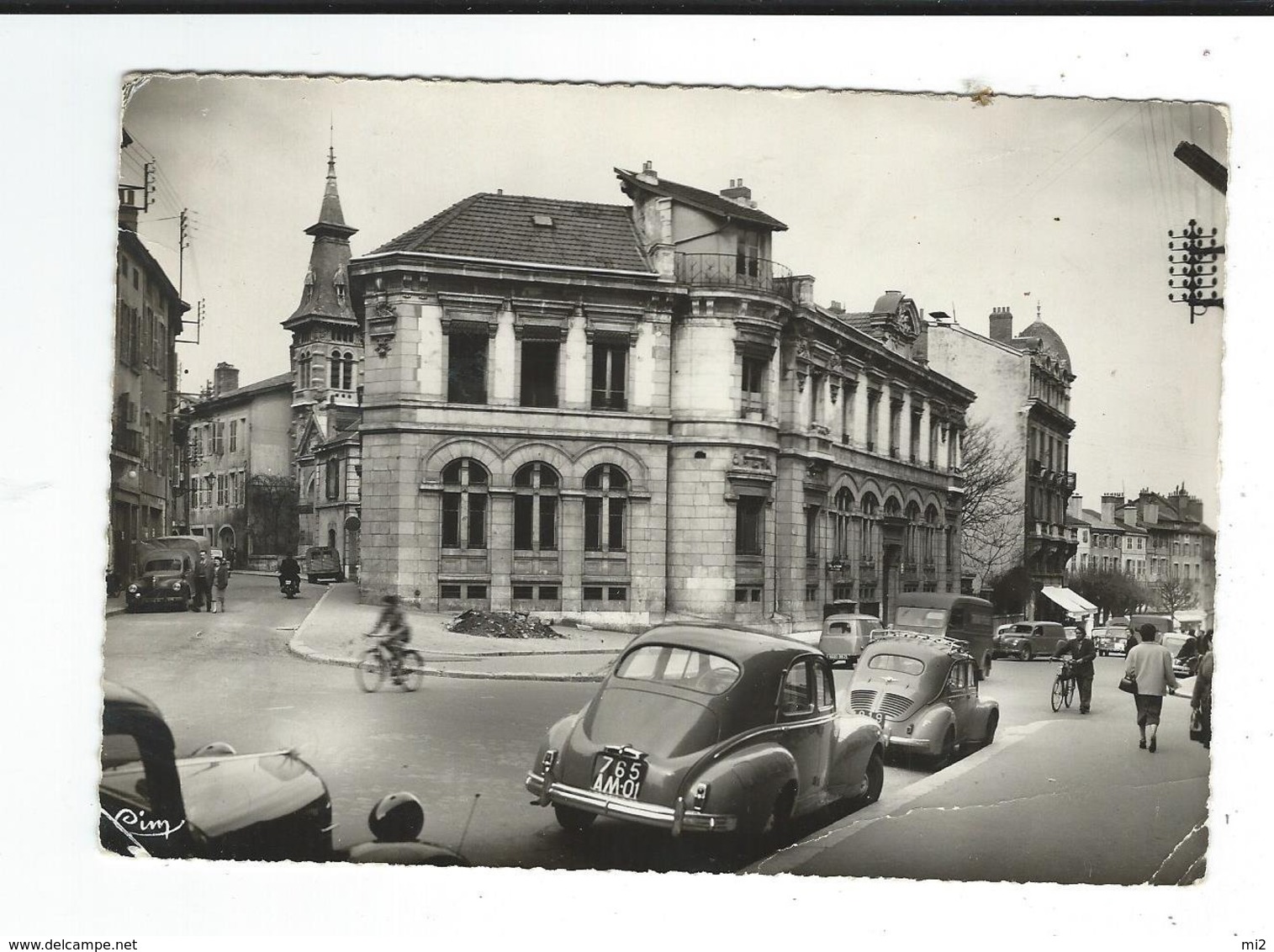 01 Bourg En Bresse 158 Grande Rue  Automobiles 203 Peugeot, 4CV Petits Défauts écrite - Autres & Non Classés