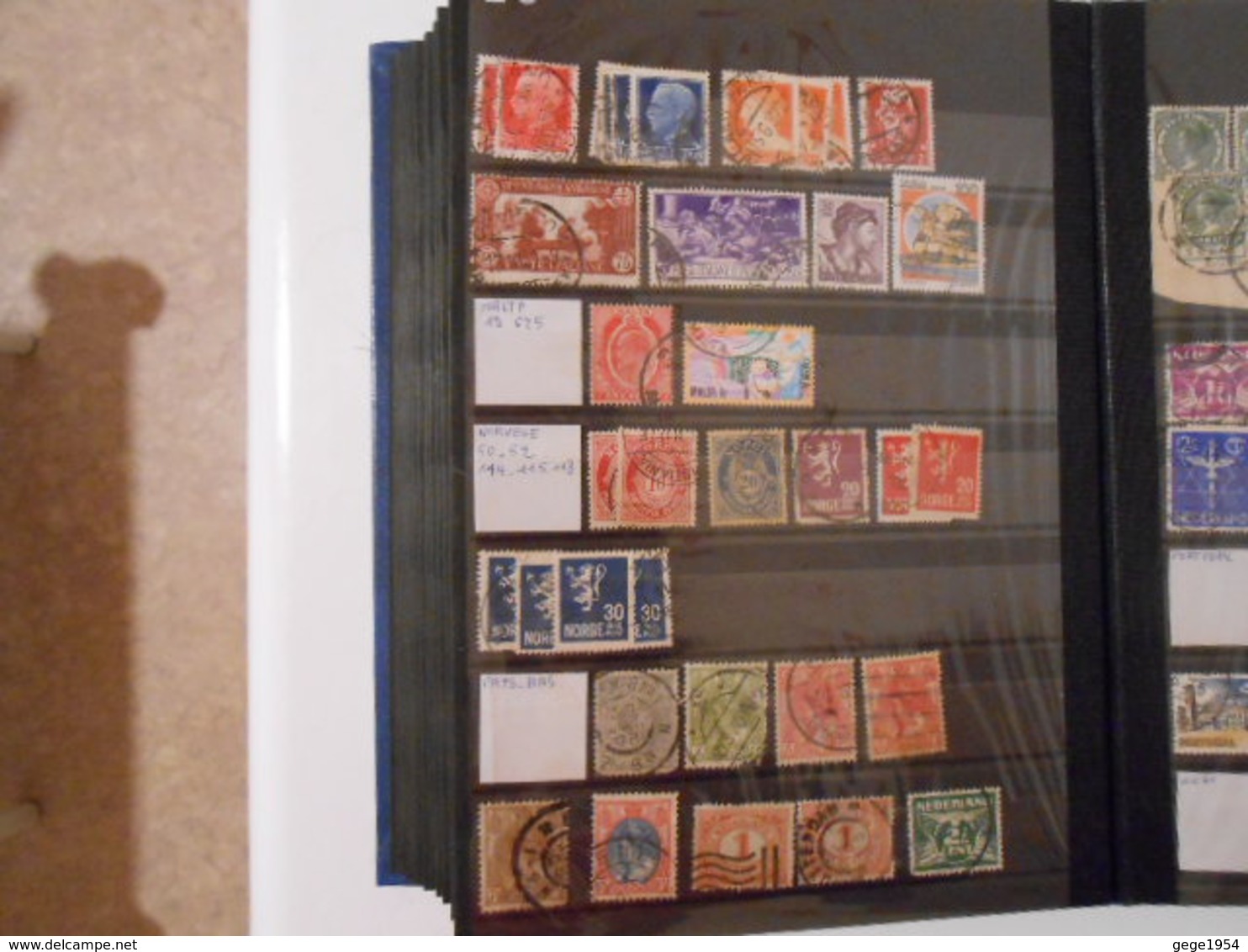 ALBUM DE TIMBRES DU MONDE N°5