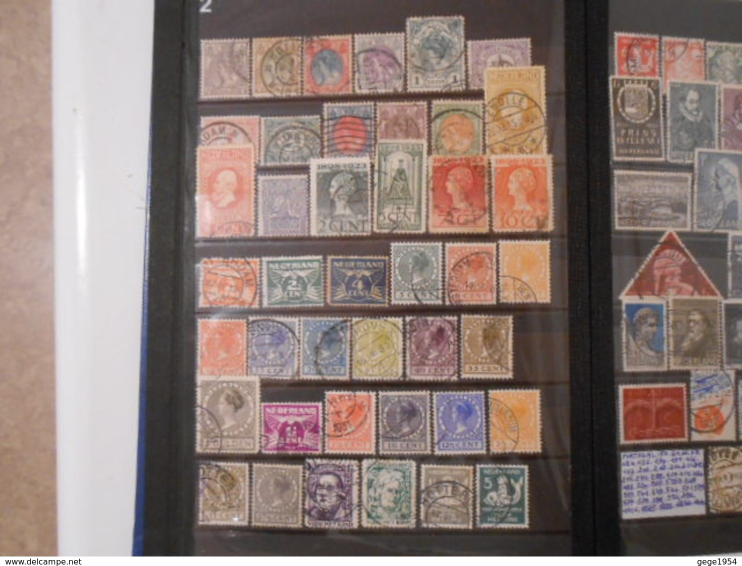 ALBUM DE TIMBRES DU MONDE N°4 - Collections (en Albums)